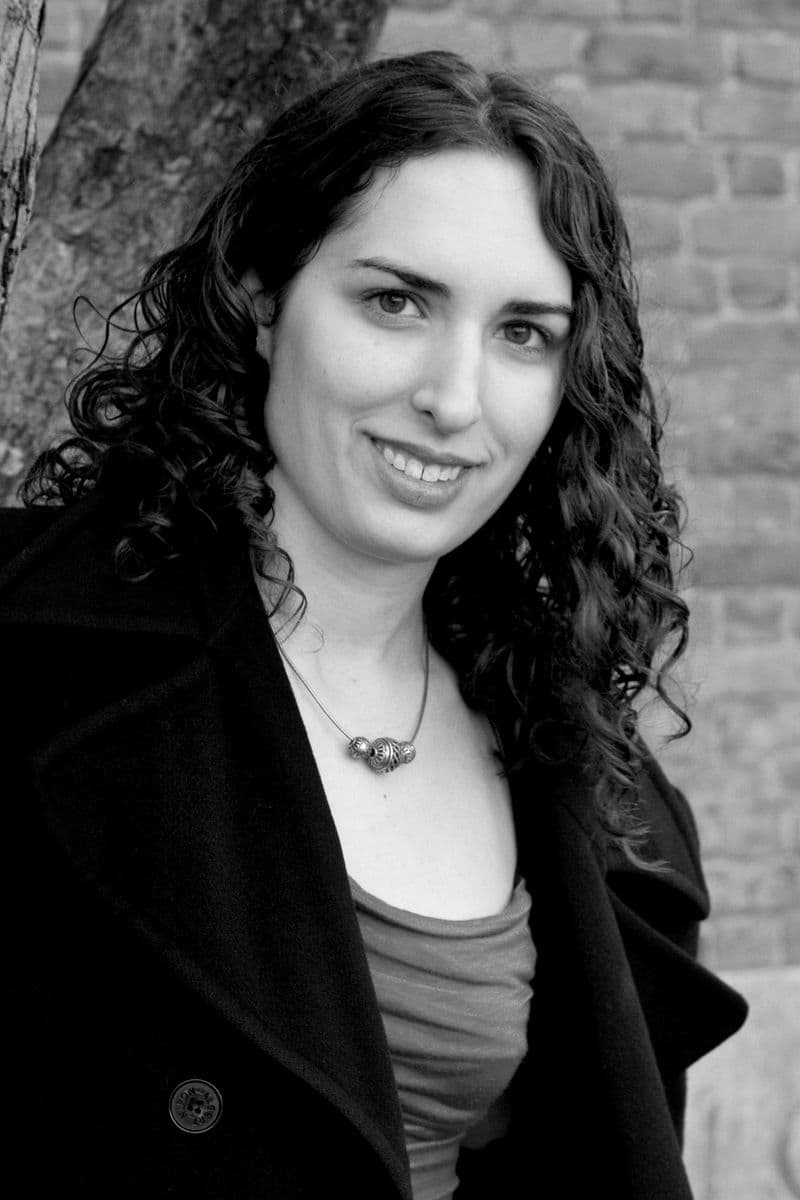 Cecilia Grad School Headshots